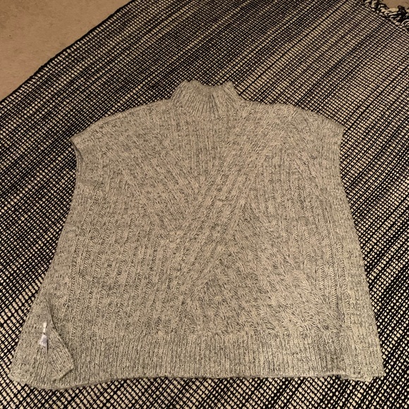 LOFT Sweaters - Loft sweater